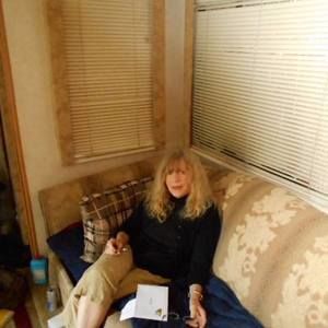 Meet your Posher, Debra